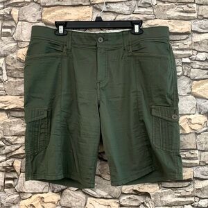 #21 Lee Sinfully Soft Bermuda High Rise Khaki Olive Green Cargo Vintage Short 16